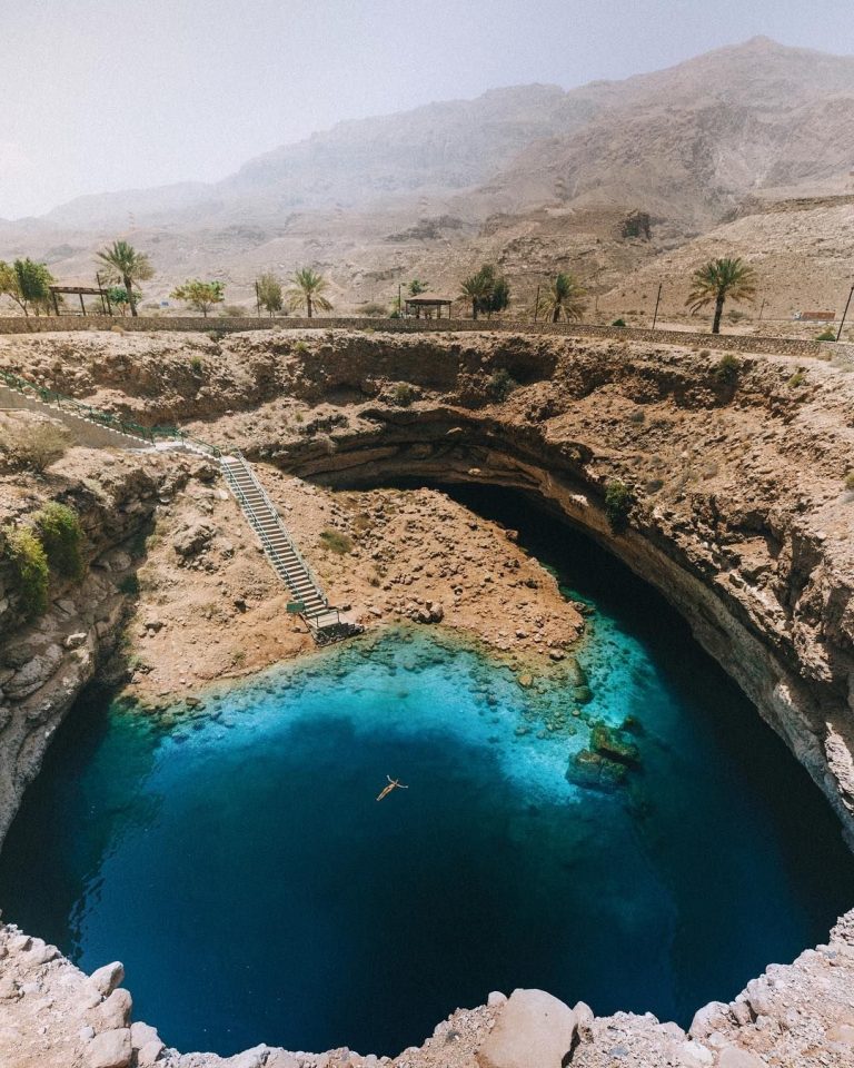 Zboruri ieftine spre Oman, 158 euro/persoana dus-intors cu toate taxele incluse.