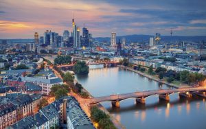 Read more about the article City break in Frankfurt, 96 euro/pers (zbor+cazare 3 nopti hotel 4*)