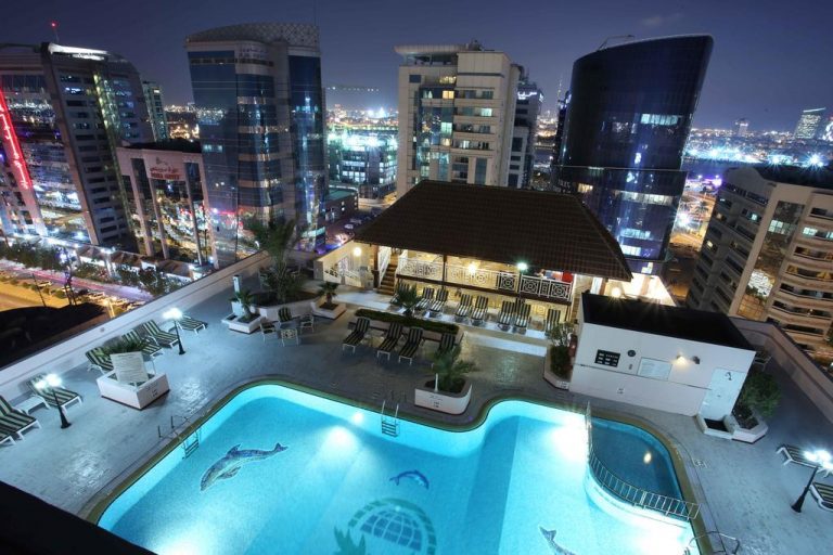 Hotel de 5 stele in Dubai, doar 15 euro/pers/noapte