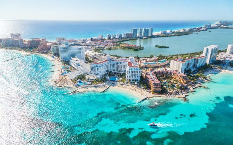 Cheap Air France flights from Wien to Cancun, from €324 pp both ways (jan 2021)