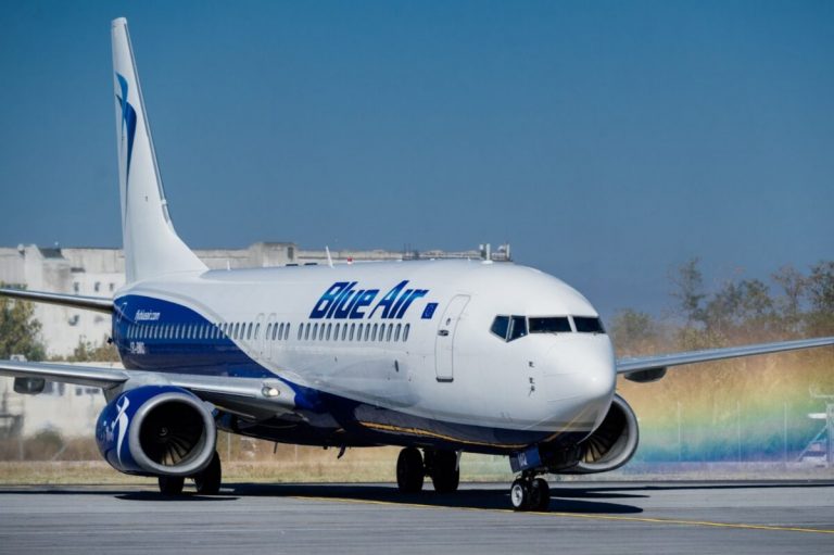 Blue Air suspenda toate zborurile din Romania pana in 12 septembrie.