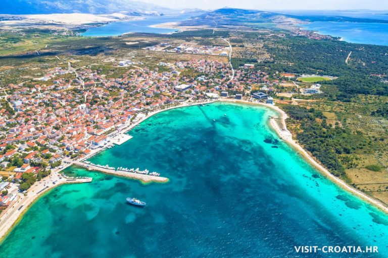 Vacanța pe insula Pag, 149 euro/pers (zbor + cazare 7 nopți)