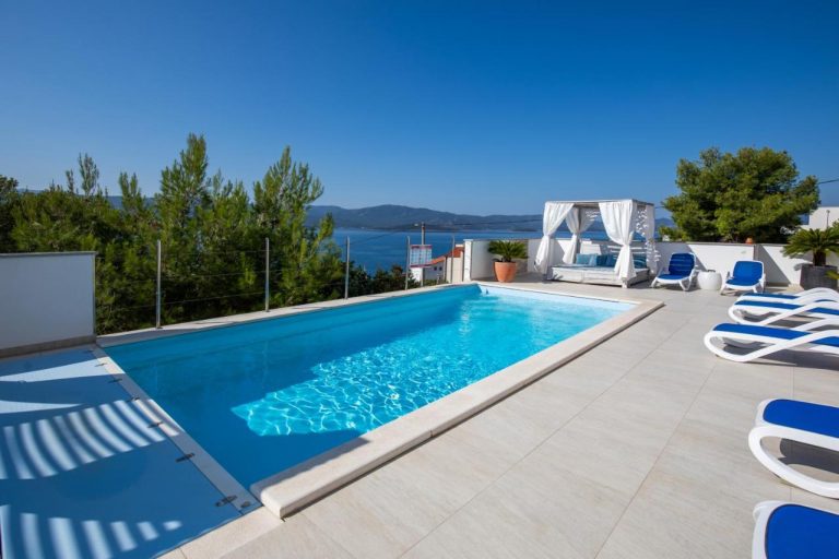 Cazare superba in Croatia pe Coasta Dalmata, 40 euro/pers/noapte, rating de 9.5